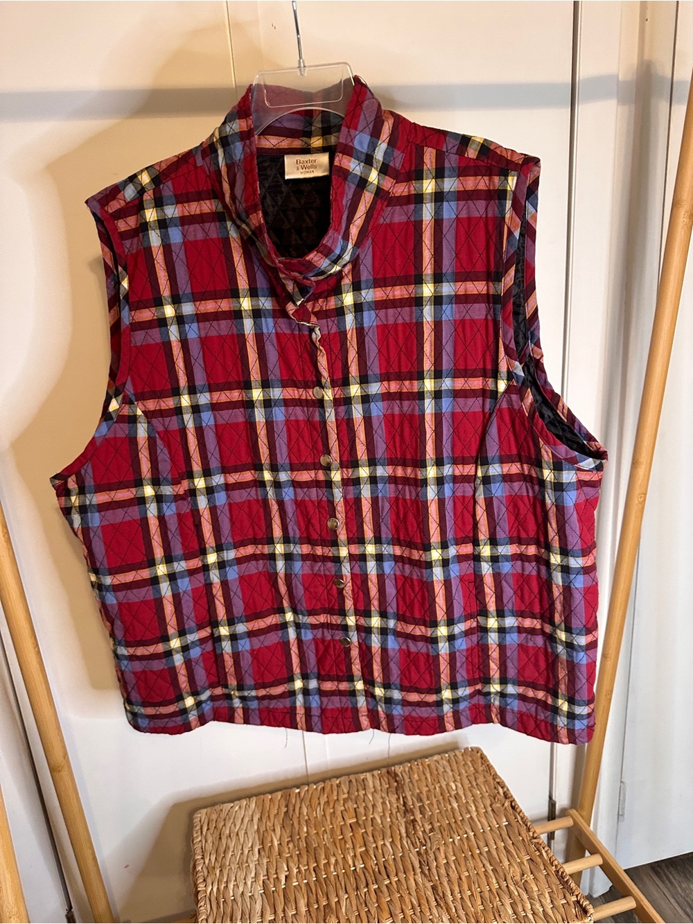 Quilted Plaid Button-Front Vest - Red